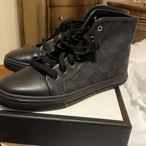 Authentic Gucci sneakers